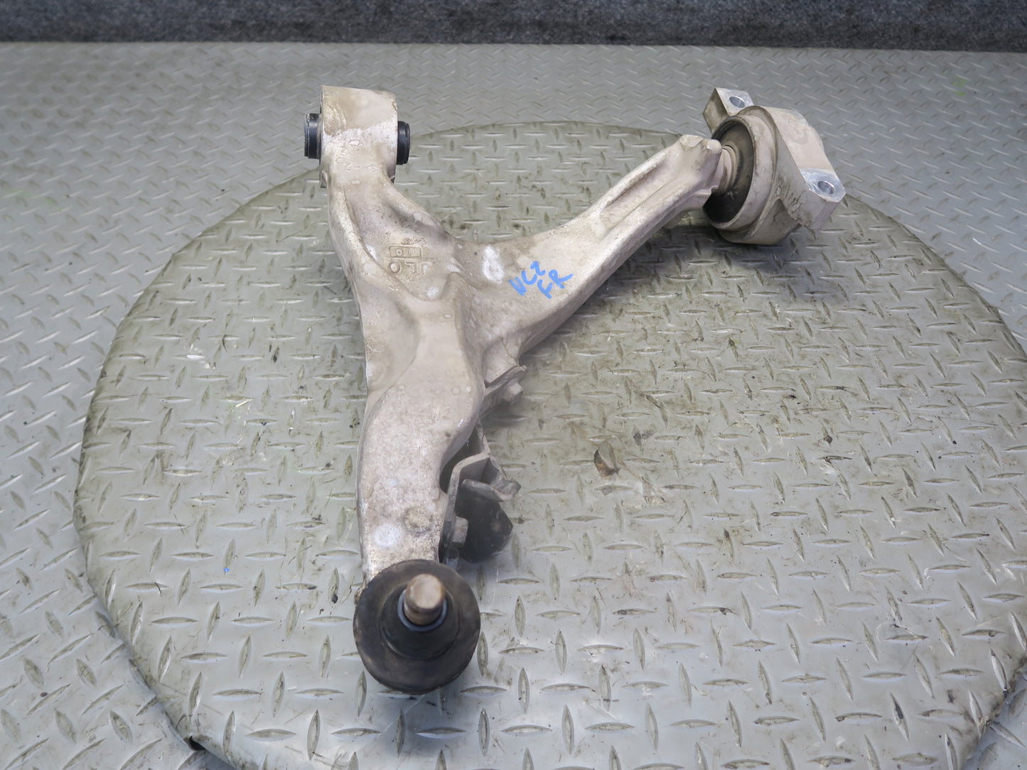 09-20 Nissan Z34 370Z Front Right Upper & Lower Control Arm Set OEM