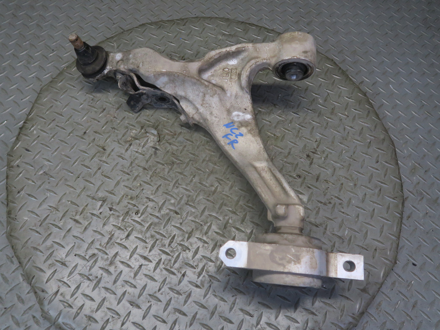09-20 Nissan Z34 370Z Front Right Upper & Lower Control Arm Set OEM