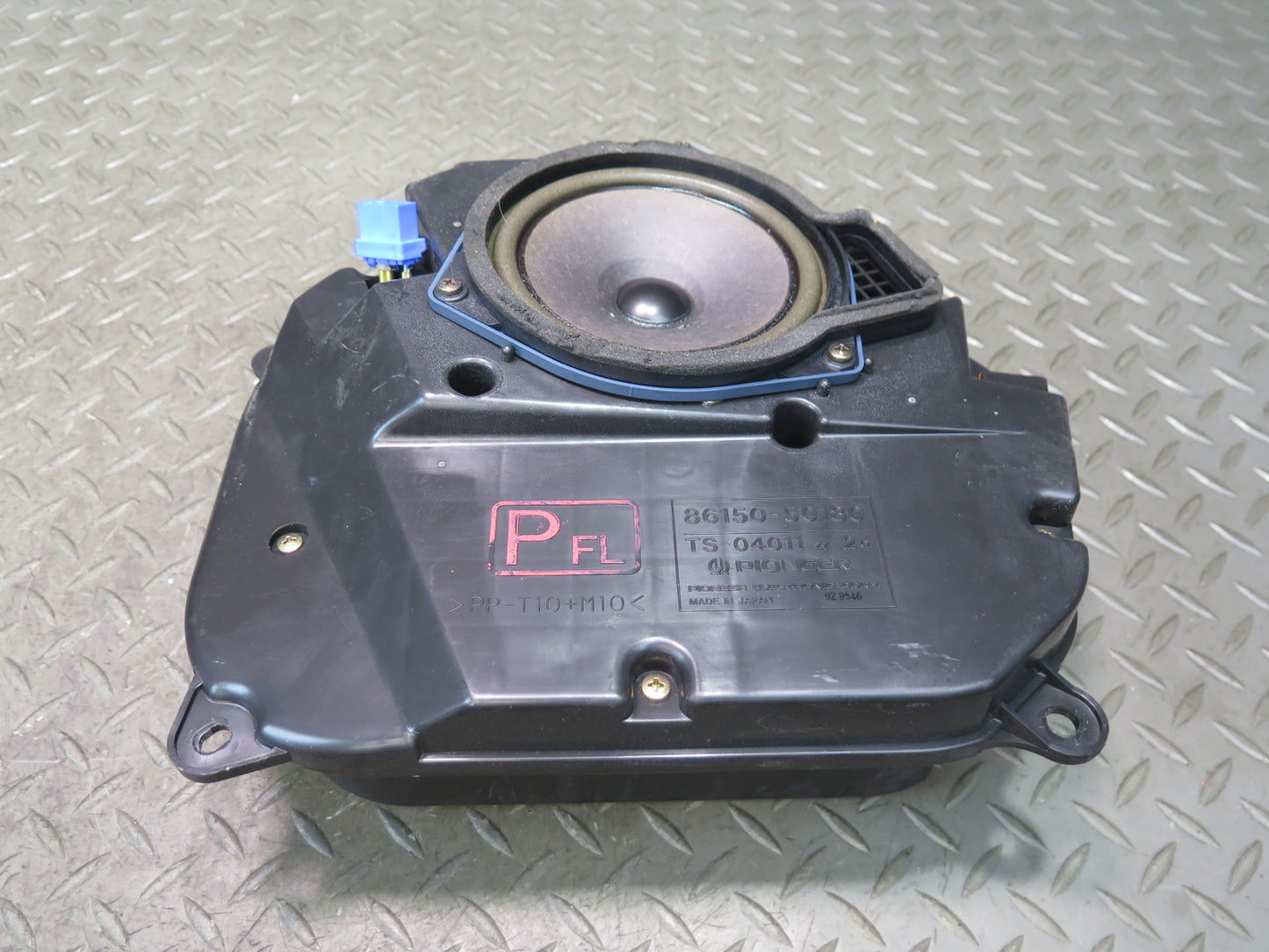 95-00 Toyota Celsior Lexus LS400 UCF20 Front Left & Right Door Speaker Set OEM