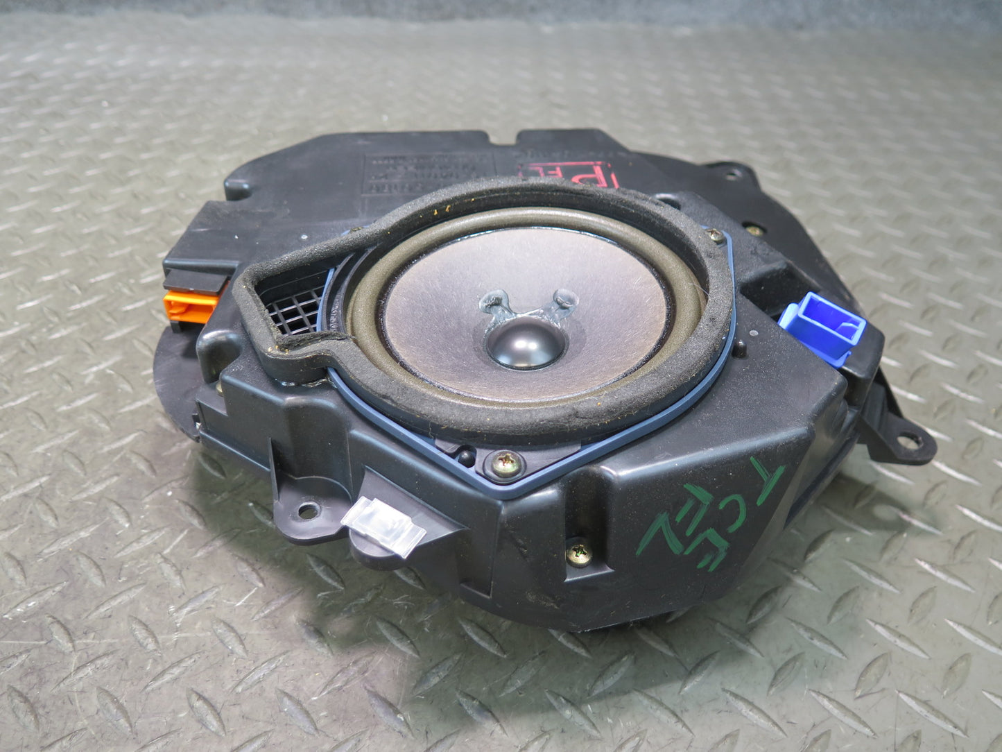 95-00 Toyota Celsior Lexus LS400 UCF20 Front Left & Right Door Speaker Set OEM