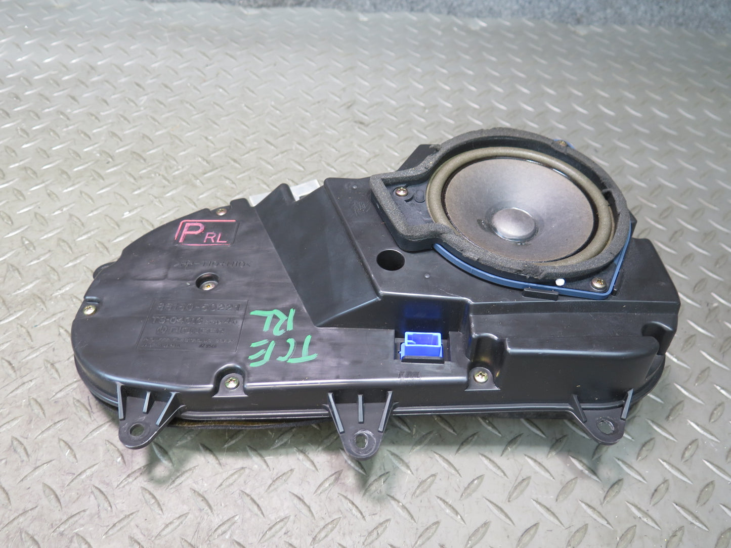 95-00 Toyota Celsior Lexus LS400 UCF20 Rear Left & Right Door Speaker Set OEM