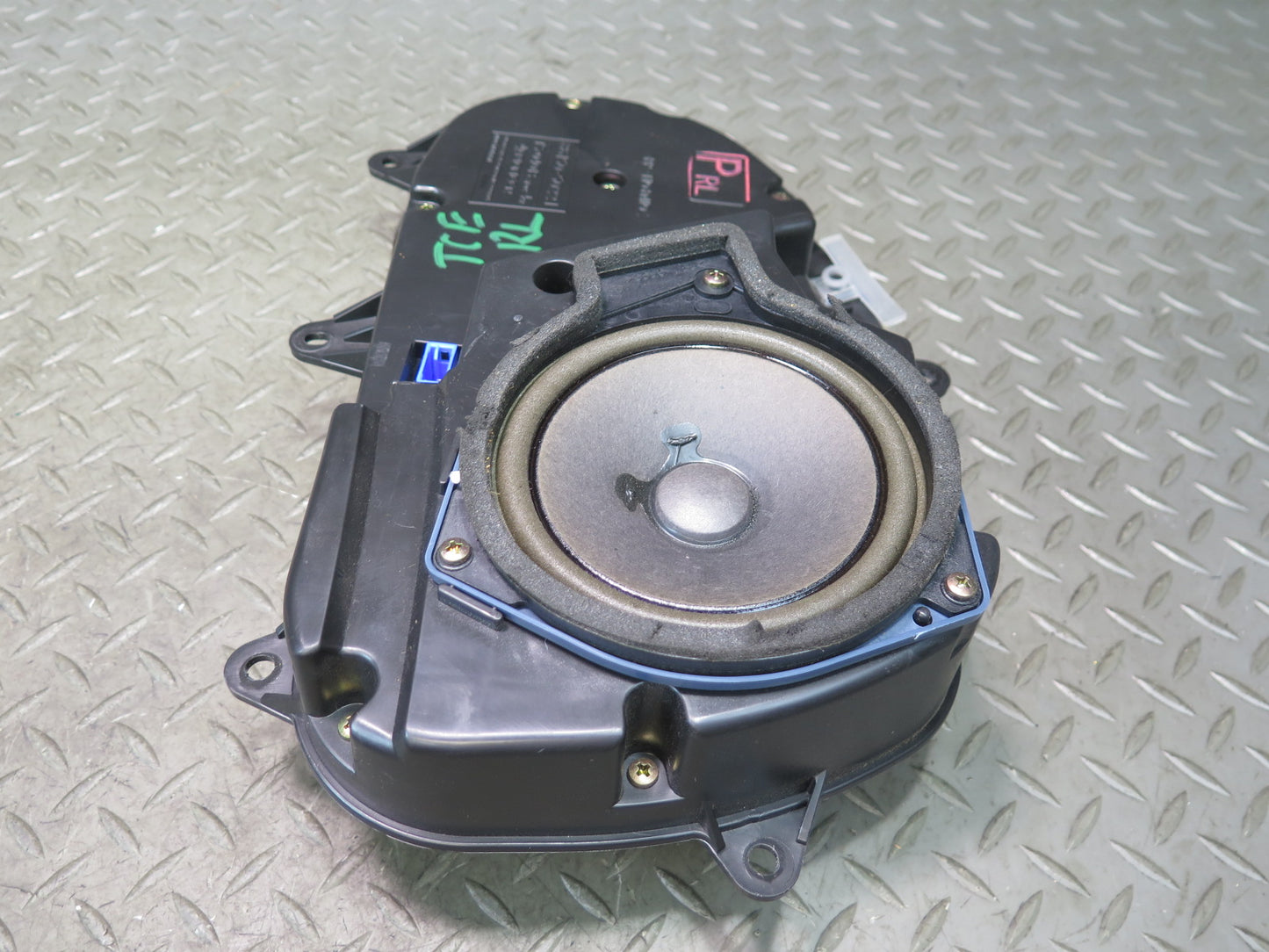 95-00 Toyota Celsior Lexus LS400 UCF20 Rear Left & Right Door Speaker Set OEM