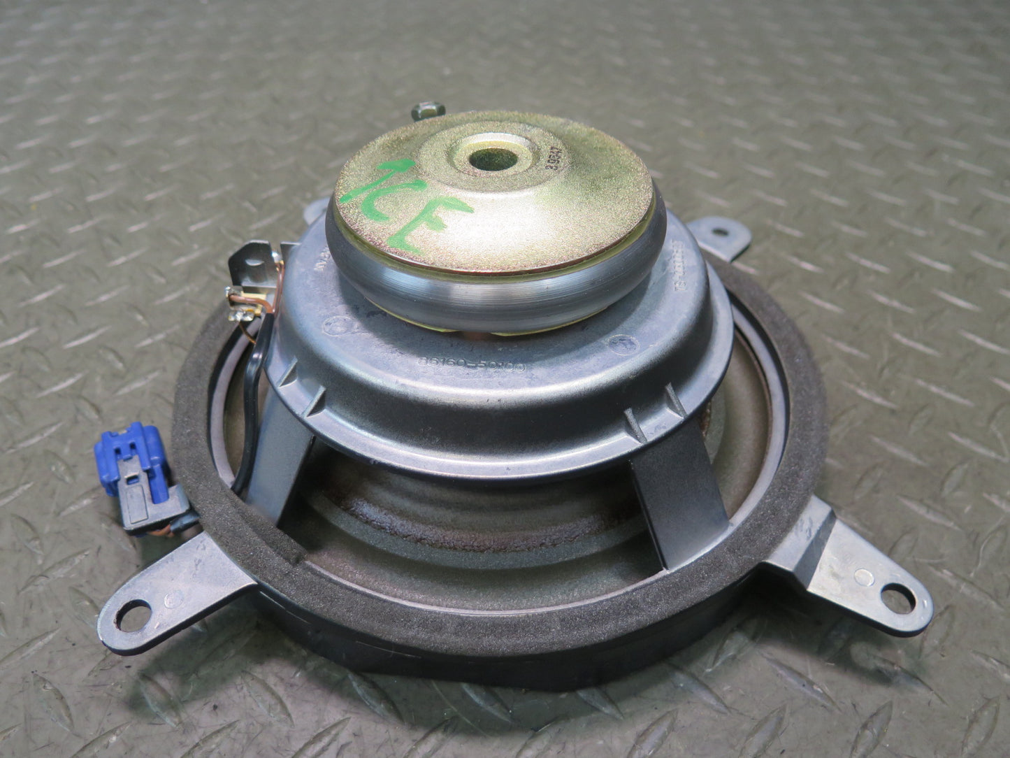95-00 Toyota Celsior Lexus LS400 UCF20 Rear Subwoofer Speaker Pioneer OEM