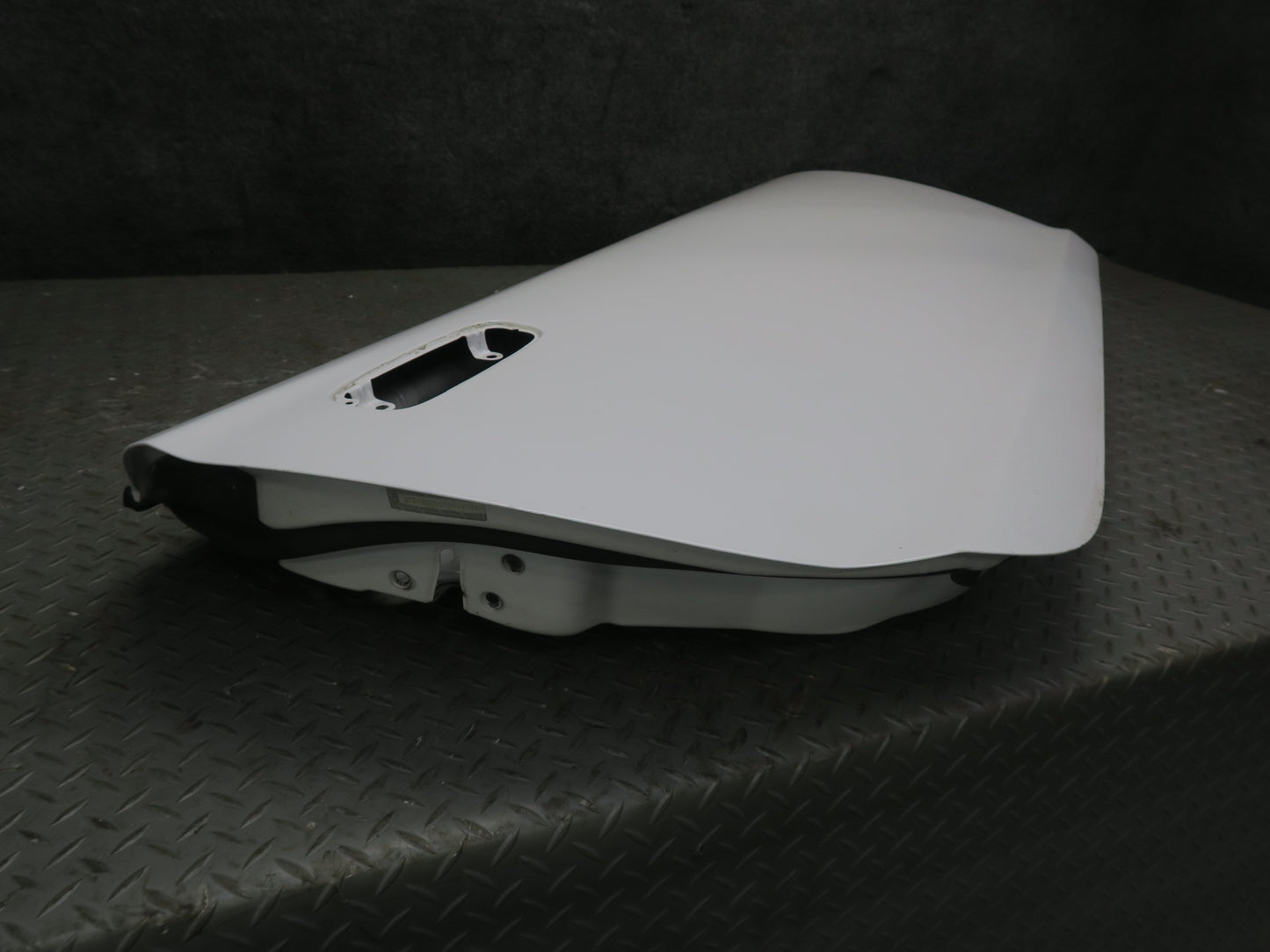 00-05 Toyota MR2 Spyder ZZW30L Right Door Shell Panel Super White OEM