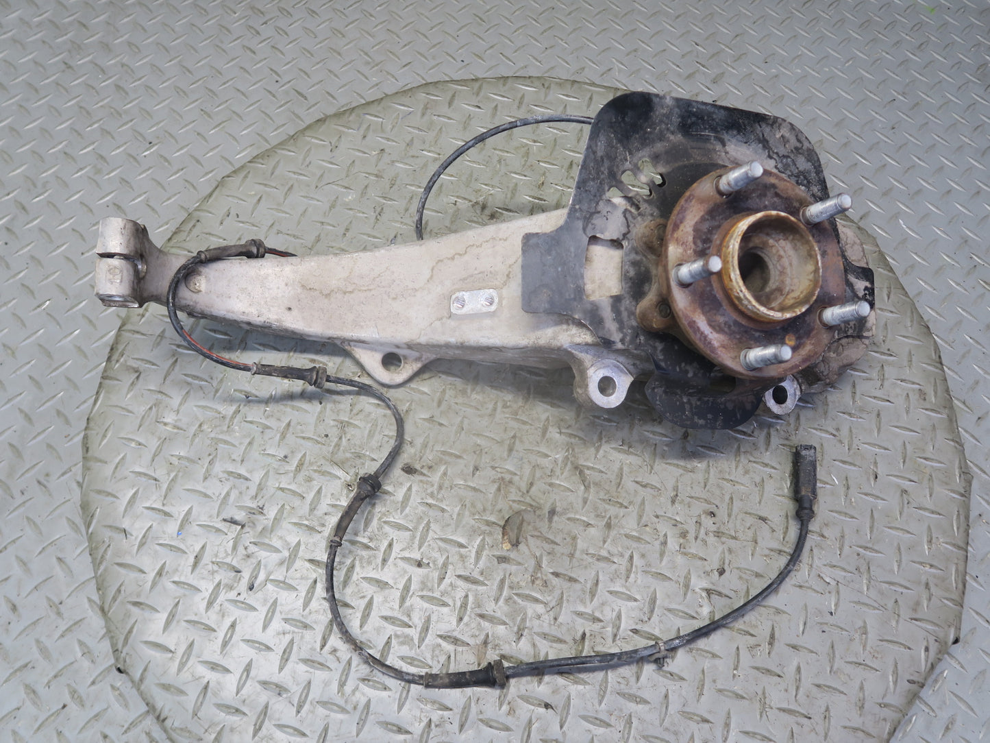 09-10 Nissan Z34 370Z Front Left Spindle Knuckle Wheel Hub Bearing OEM