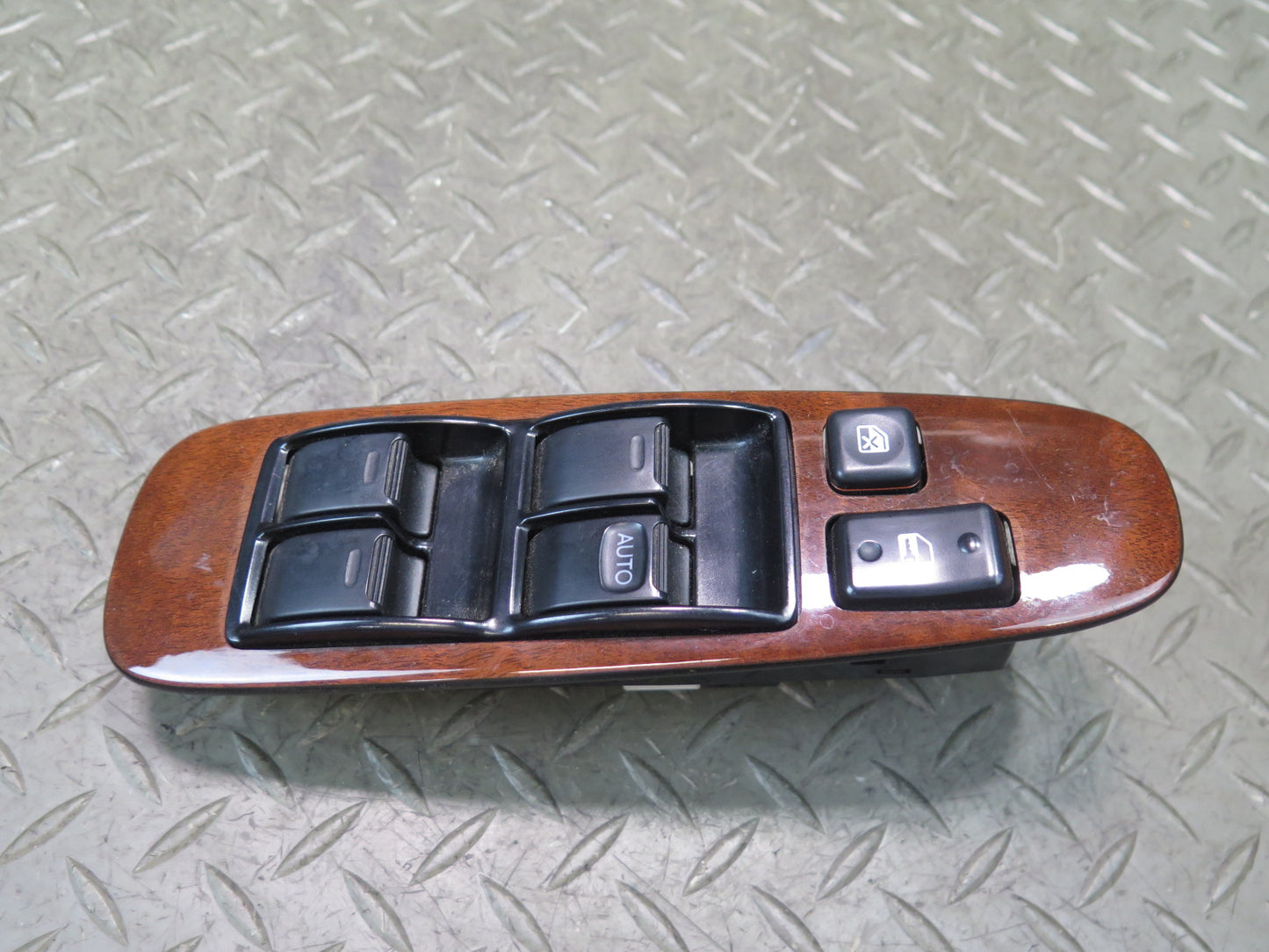 95-97 Toyota Celsior UCF20 RHD Front Right Door Master Window Switch w Trim OEM