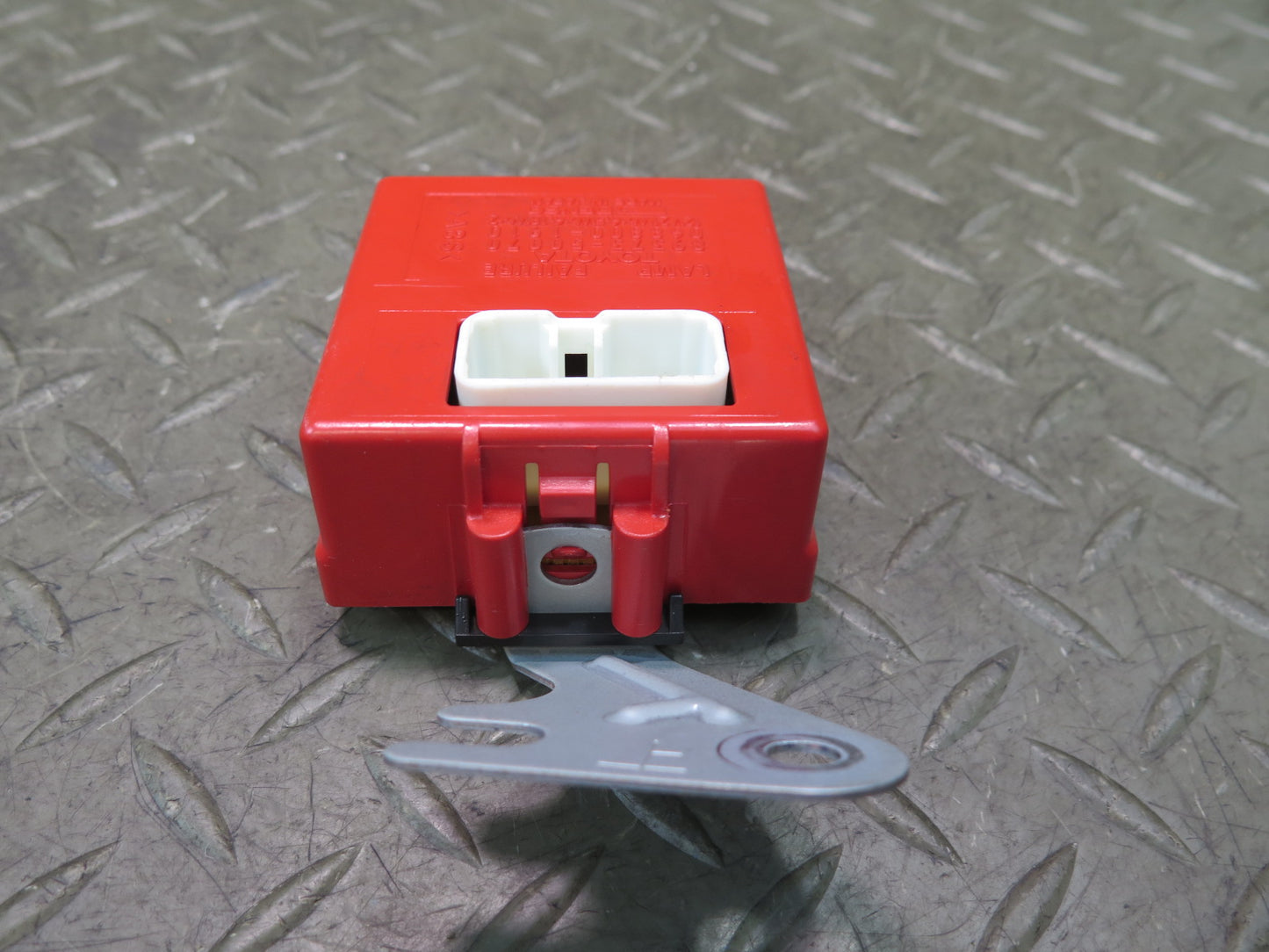 95-97 Toyota Celsior Lexus LS400 Lamp Failure Sensor Module 89373-50070 OEM