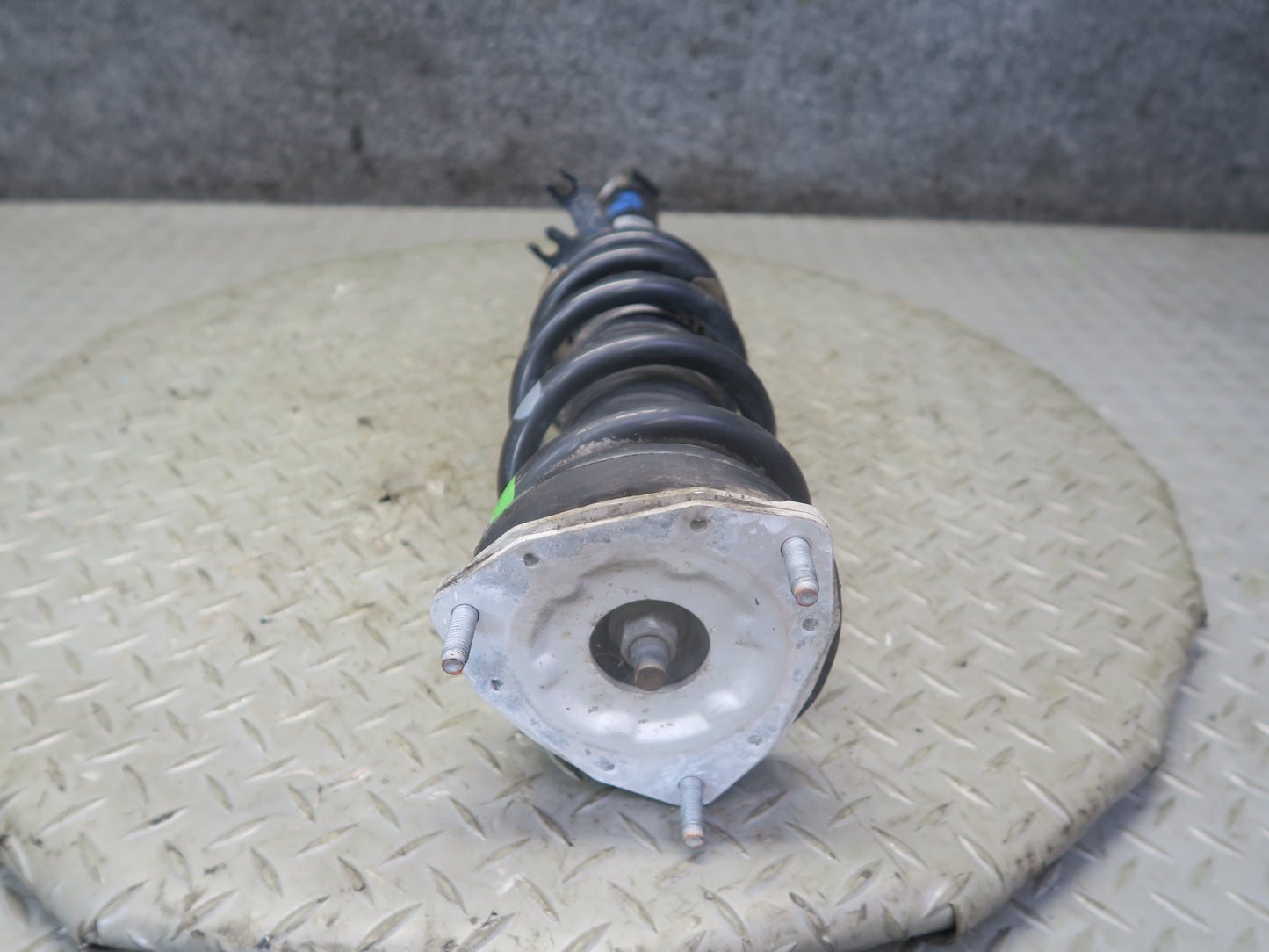 09-15 Nissan Z34 370Z RWD Set of 2 Front Left AND Right Strut Shock Absorber OEM