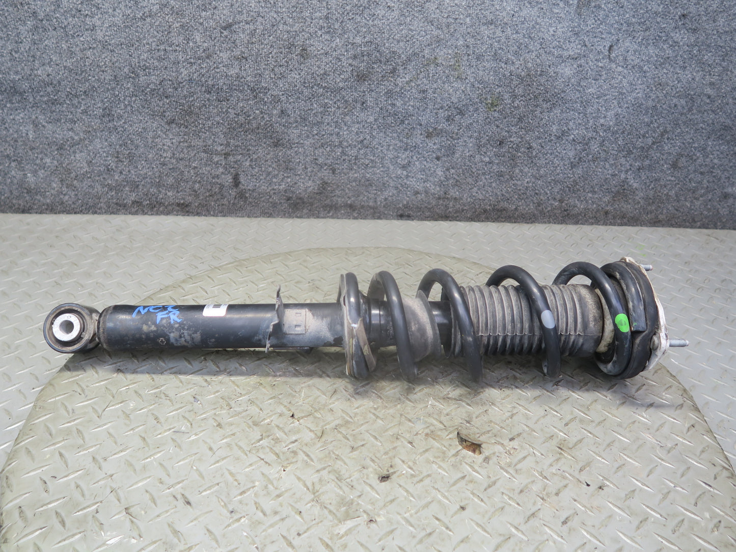 09-15 Nissan Z34 370Z RWD Set of 2 Front Left AND Right Strut Shock Absorber OEM