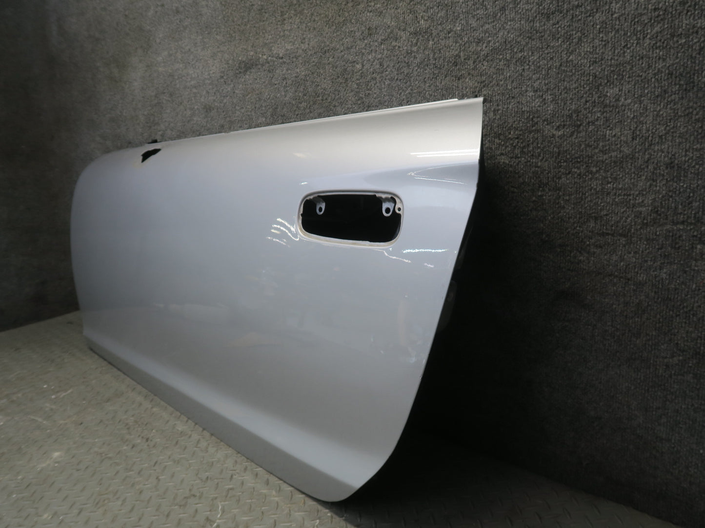 00-05 Toyota MR2 Spyder ZZW30L Left Door Shell Panel Silver OEM