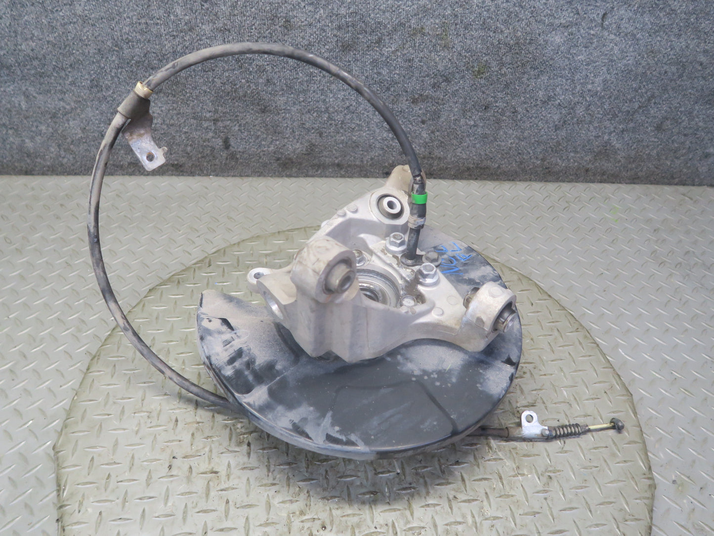 10-20 Nissan Z34 370Z Rear Left Spindle Knuckle Wheel Hub Bearing OEM