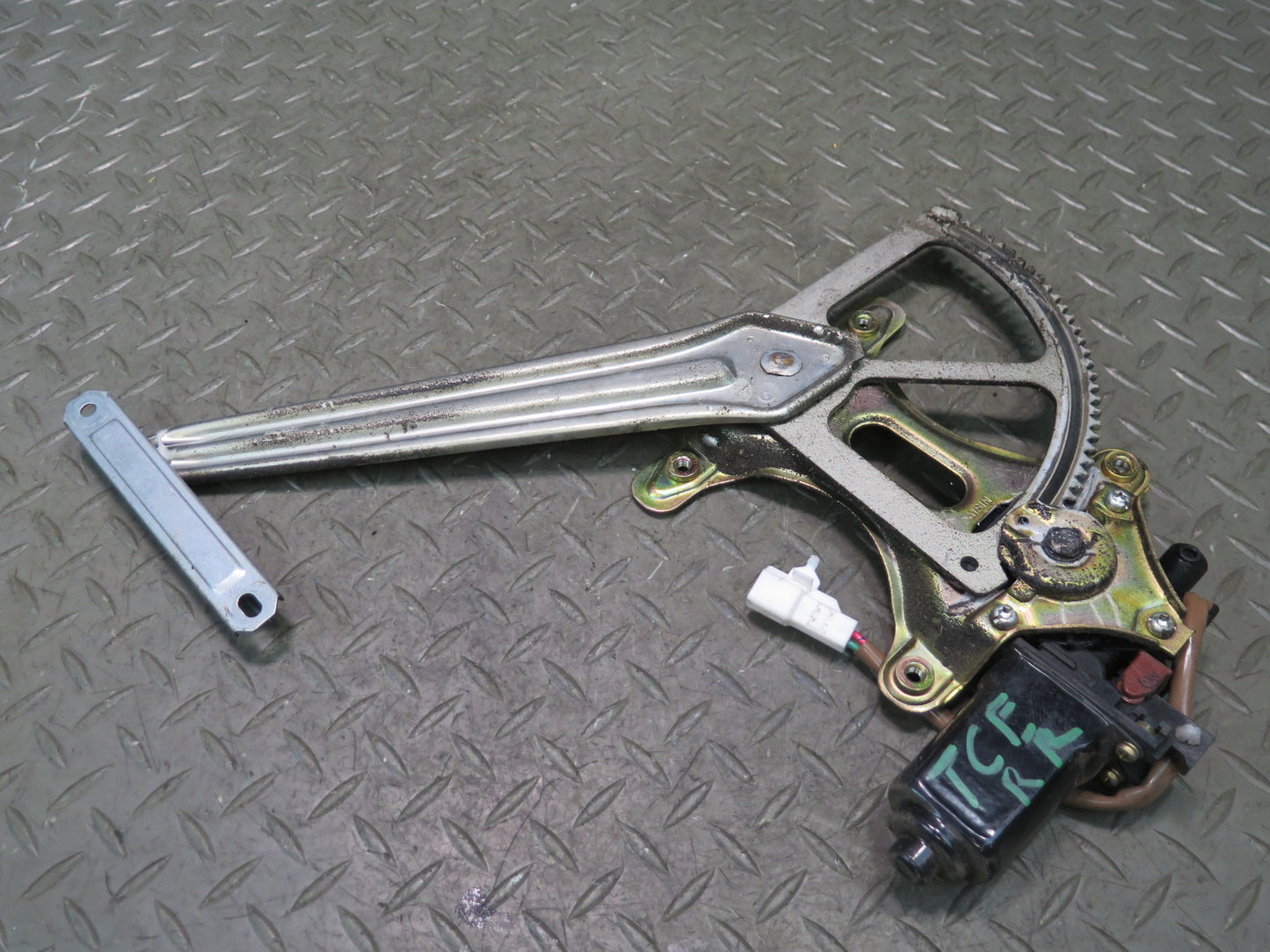 95-97 Toyota Celsior Lexus LS400 Rear Right Door Window Regulator w Motor OEM