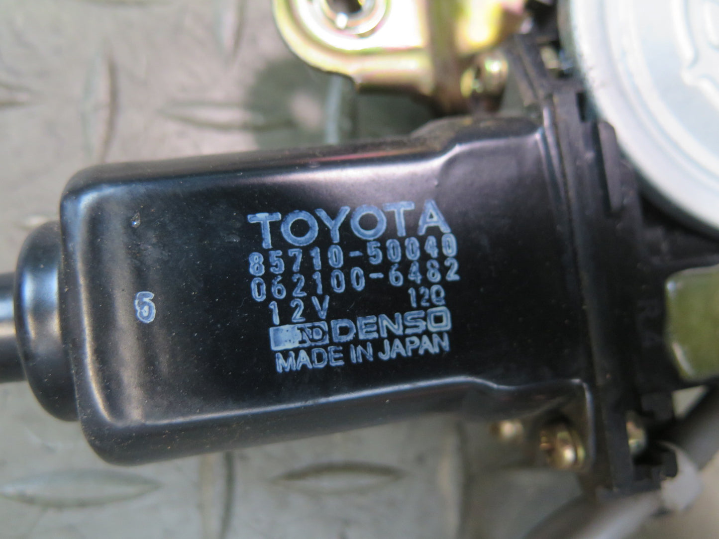 95-97 Toyota Celsior Lexus LS400 Front Right Door Window Regulator w Motor OEM