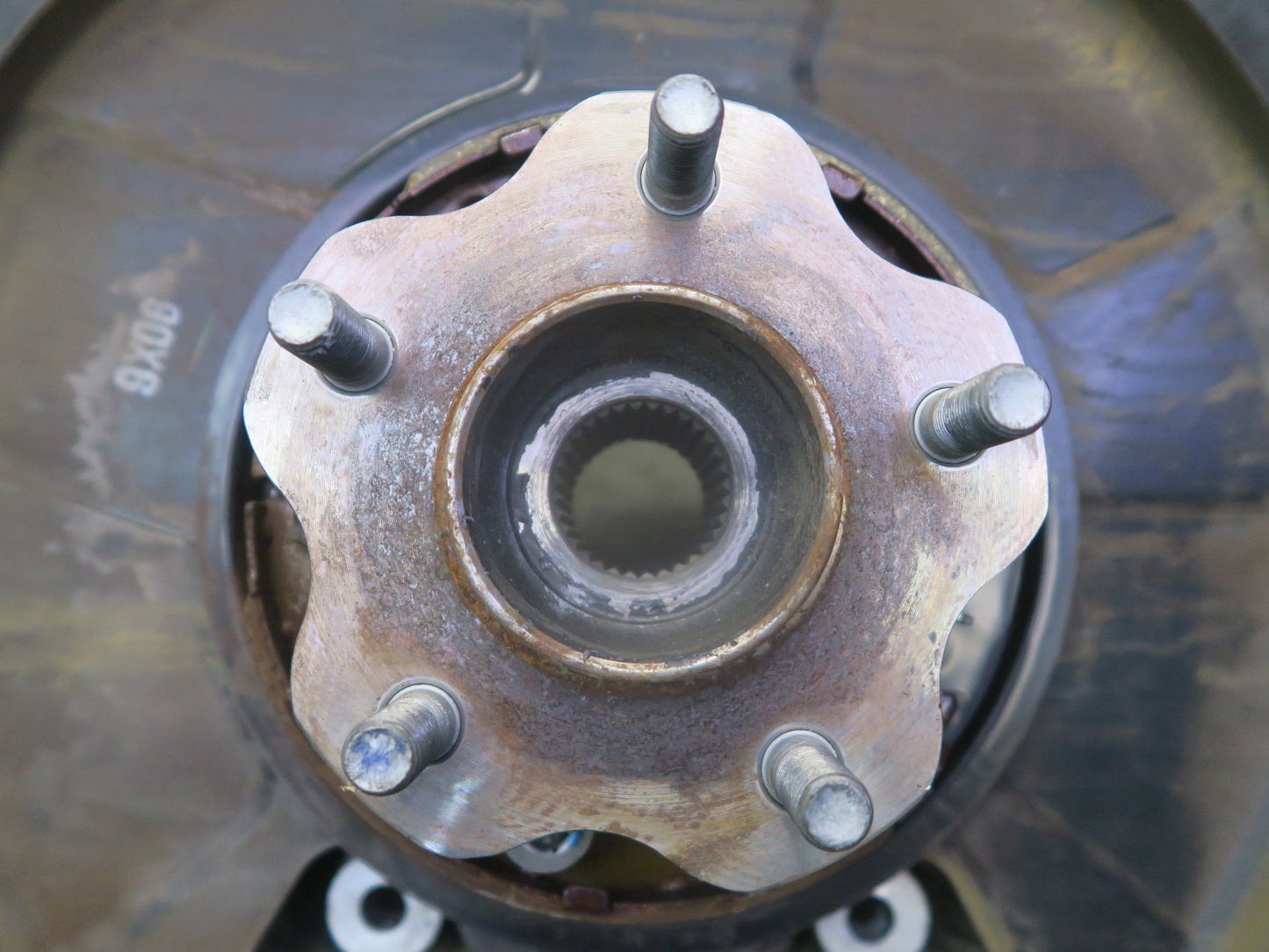 10-20 Nissan Z34 370Z Rear Right Spindle Knuckle Wheel Hub Bearing OEM
