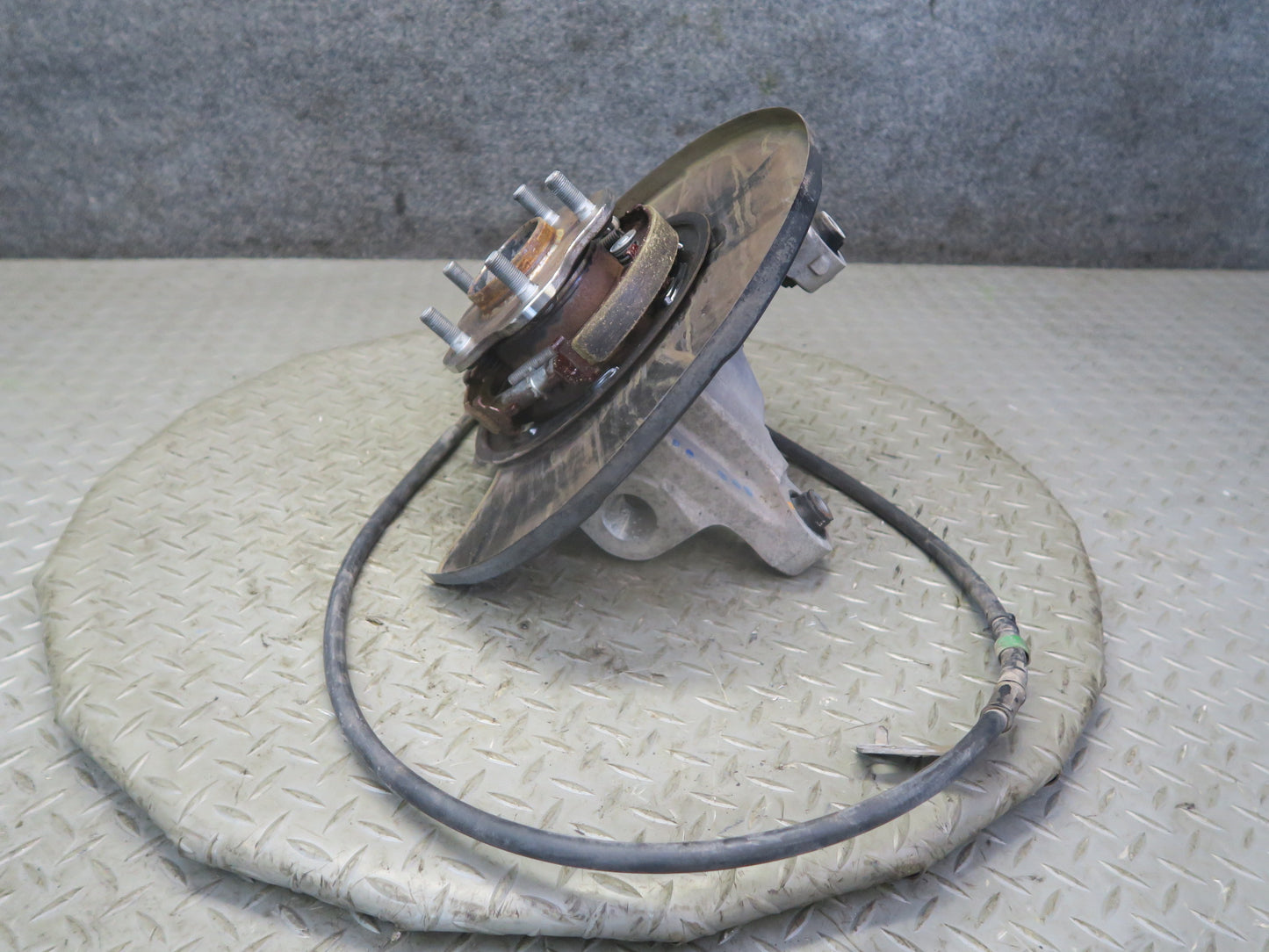 10-20 Nissan Z34 370Z Rear Right Spindle Knuckle Wheel Hub Bearing OEM