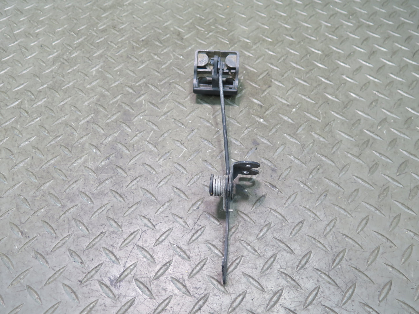95-97 Toyota Celsior Lexus LS400 UCF20 Hood Lock Latch Open Release Handle OEM