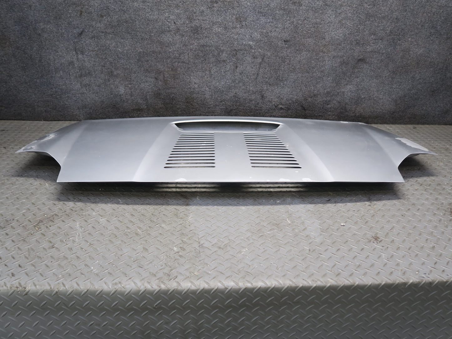 00-05 Toyota MR2 Spyder ZZW30L Rear Trunk Lid Engine Shell Panel Cover OEM