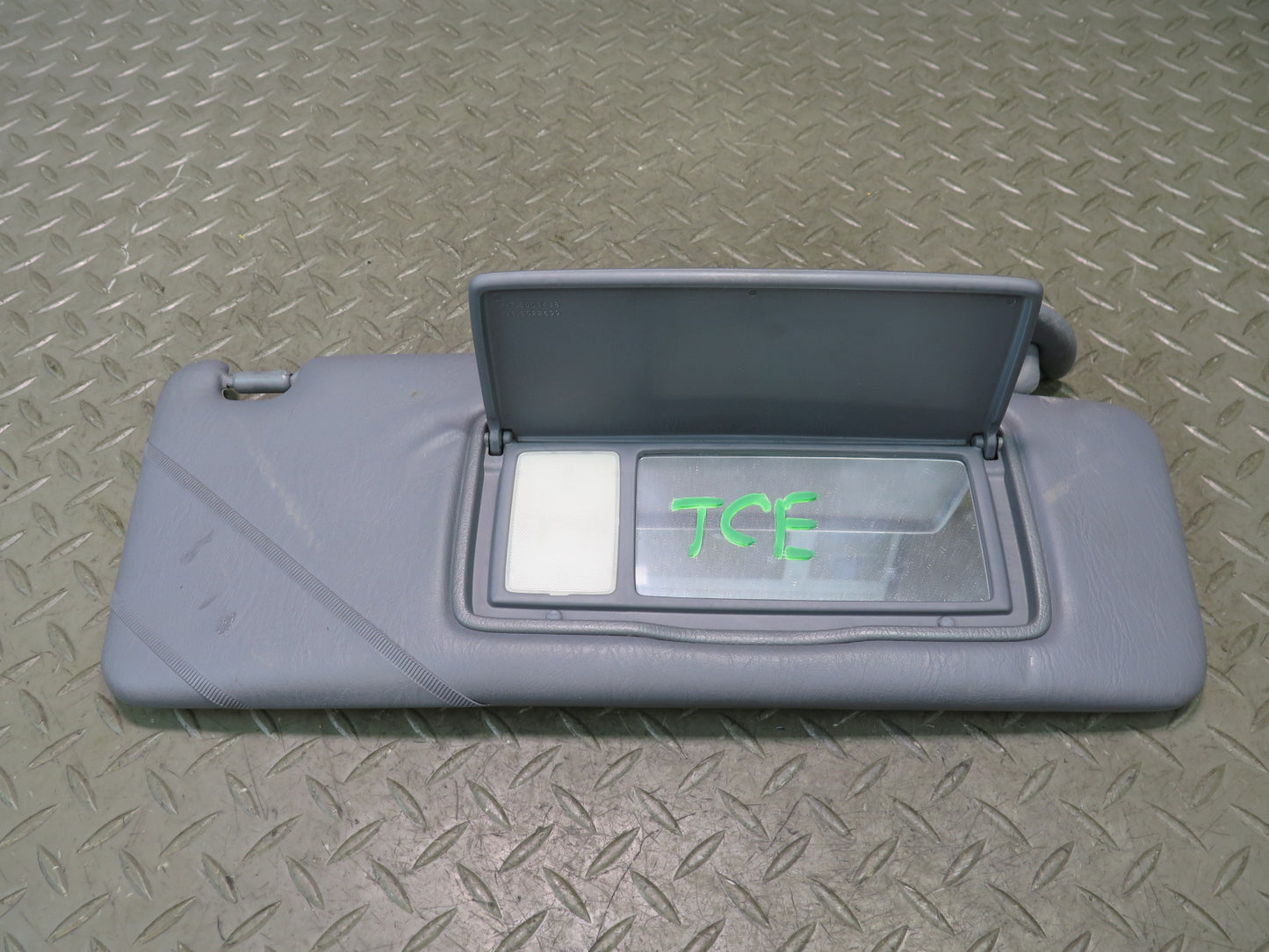 95-97 Toyota Celsior UCF20 RHD Front Left & Right Sun Visor Set Gray OEM