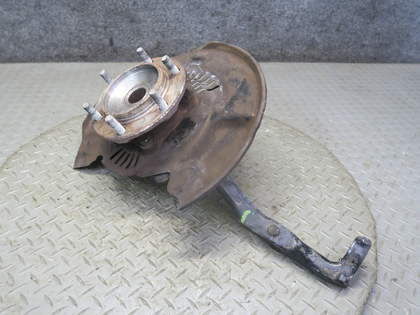 2010-2013 Lexus URJ150L GX460 AWD Front Left Side Spindle Knuckle Wheel Hub