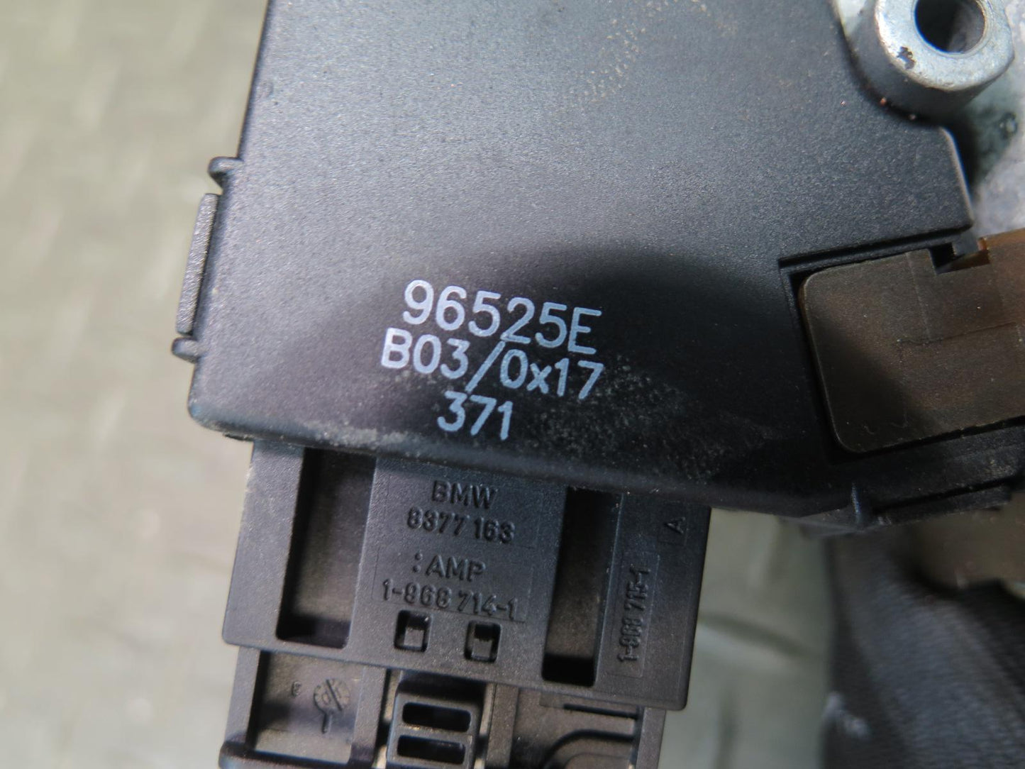 2001-2006 BMW E46 3-SERIES Sunroof Motor Drive Unit 6918977