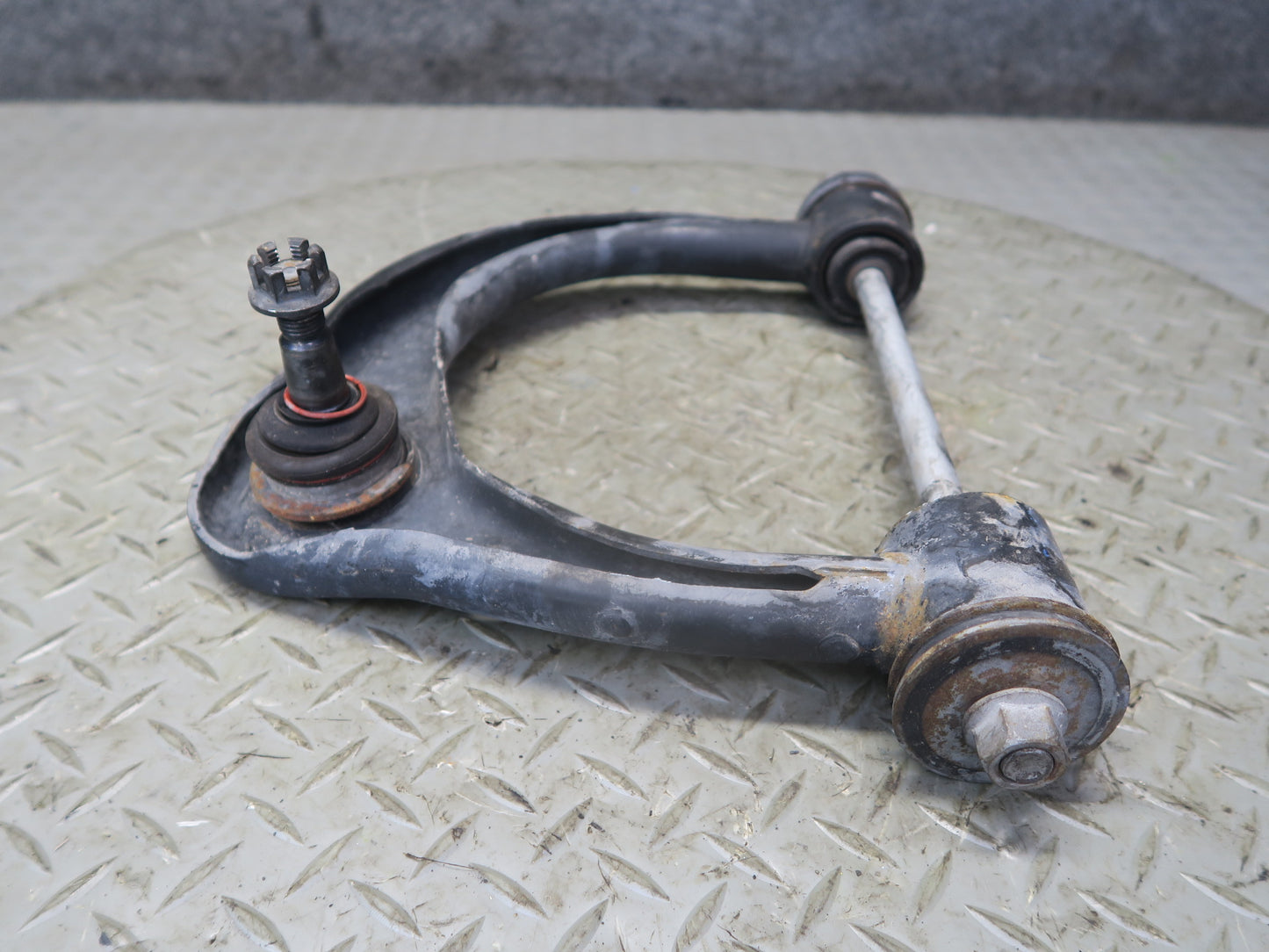 2010-2014 Lexus URJ150L GX460 Front Right Suspension Upper Control  Arm