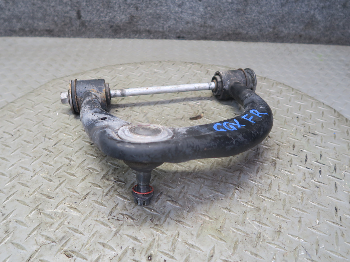 2010-2014 Lexus URJ150L GX460 Front Right Suspension Upper Control  Arm