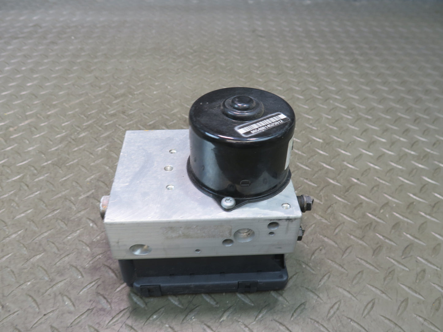 2001-2002 BMW E46 M3 Anti Lock  Brake DSC ABS Pump Module 2229800