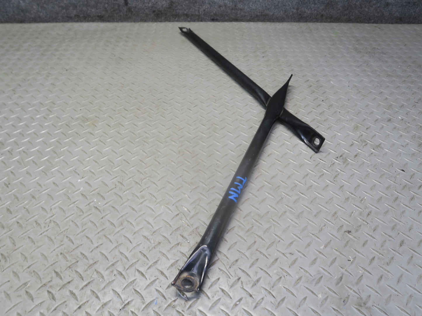 00-05 Toyota MR2 Spyder ZZW30L Rear Strut Engine Cross Bar Brace OEM