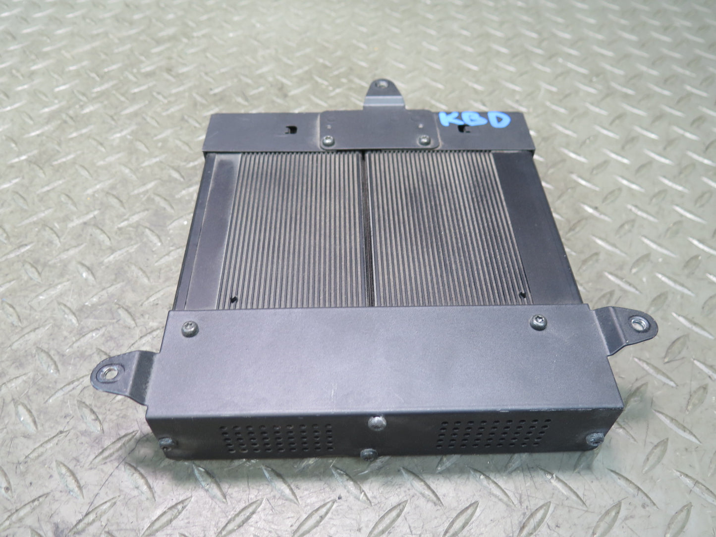 2001-2006 BMW E46 3-SERIES Harman Kardon Audio System Amplifier AMP 6946985