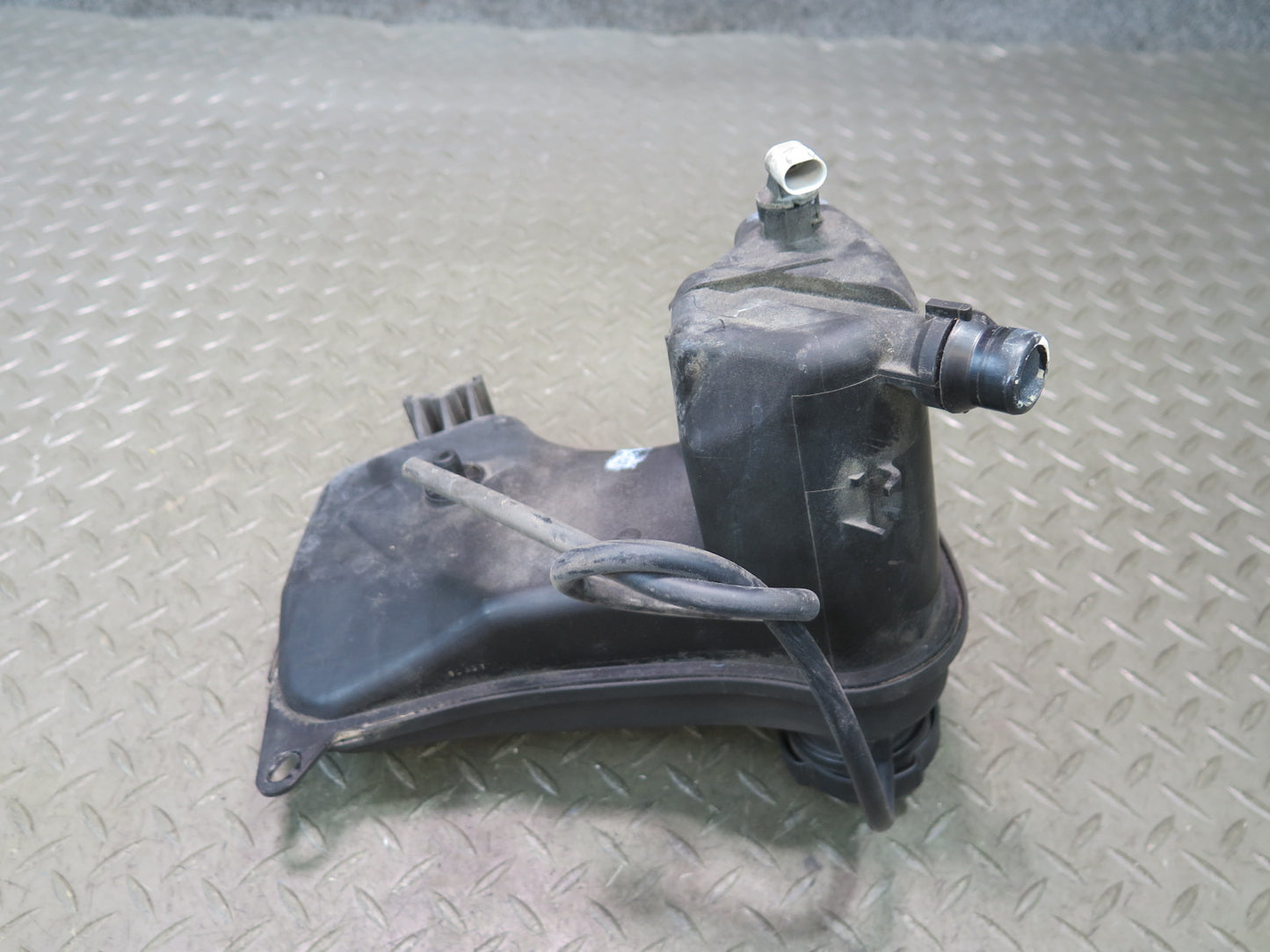 2001-2006 BMW E46 M3 Engine Coolant Expansion Overflow Reservoir Tank 2228944