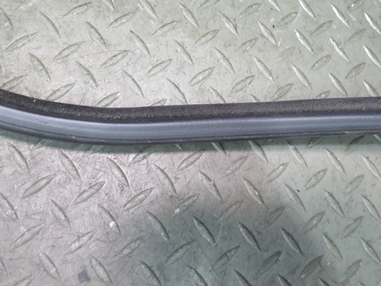 2001-2006 BMW E46 M3 Coupe Rear Trunk Weatherstrip Rubber Seal Gasket