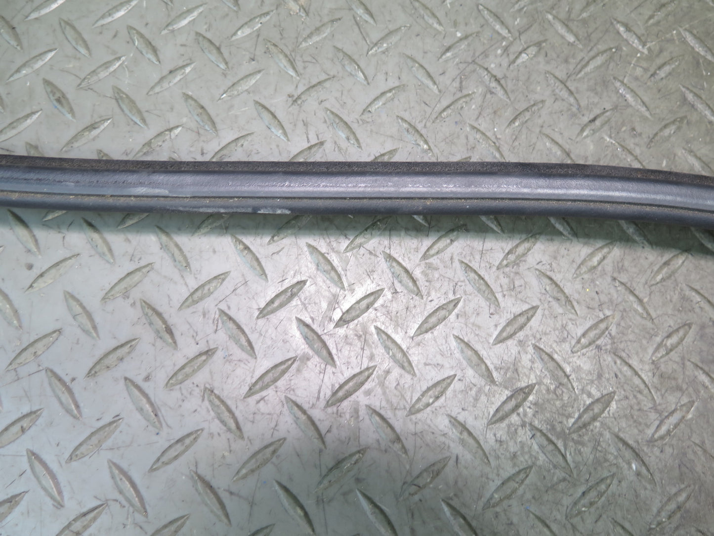 2001-2006 BMW E46 M3 Coupe Rear Trunk Weatherstrip Rubber Seal Gasket