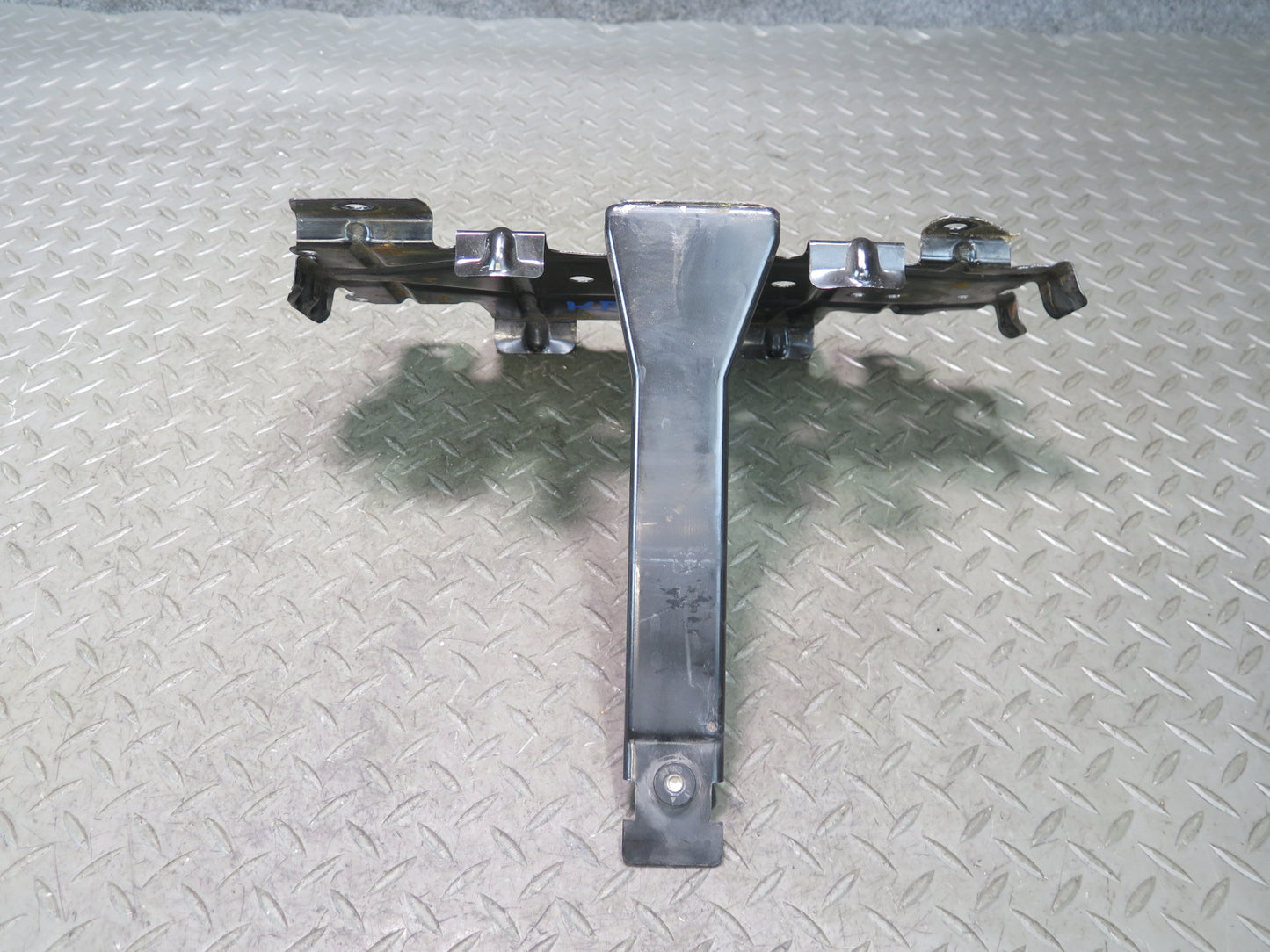 2001-2006 BMW E46 M3 Battery Mount Holder Bracket Support Set