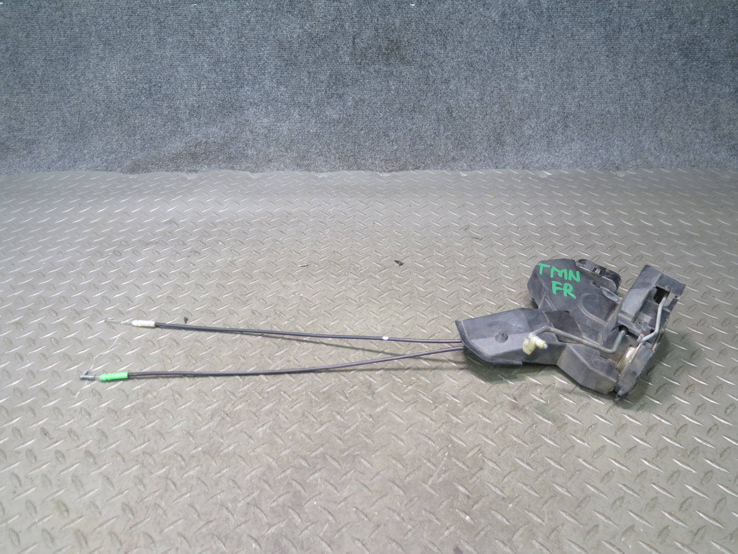 00-05 Toyota MR2 Spyder ZZW30L Right Door Lock Latch Actuator OEM
