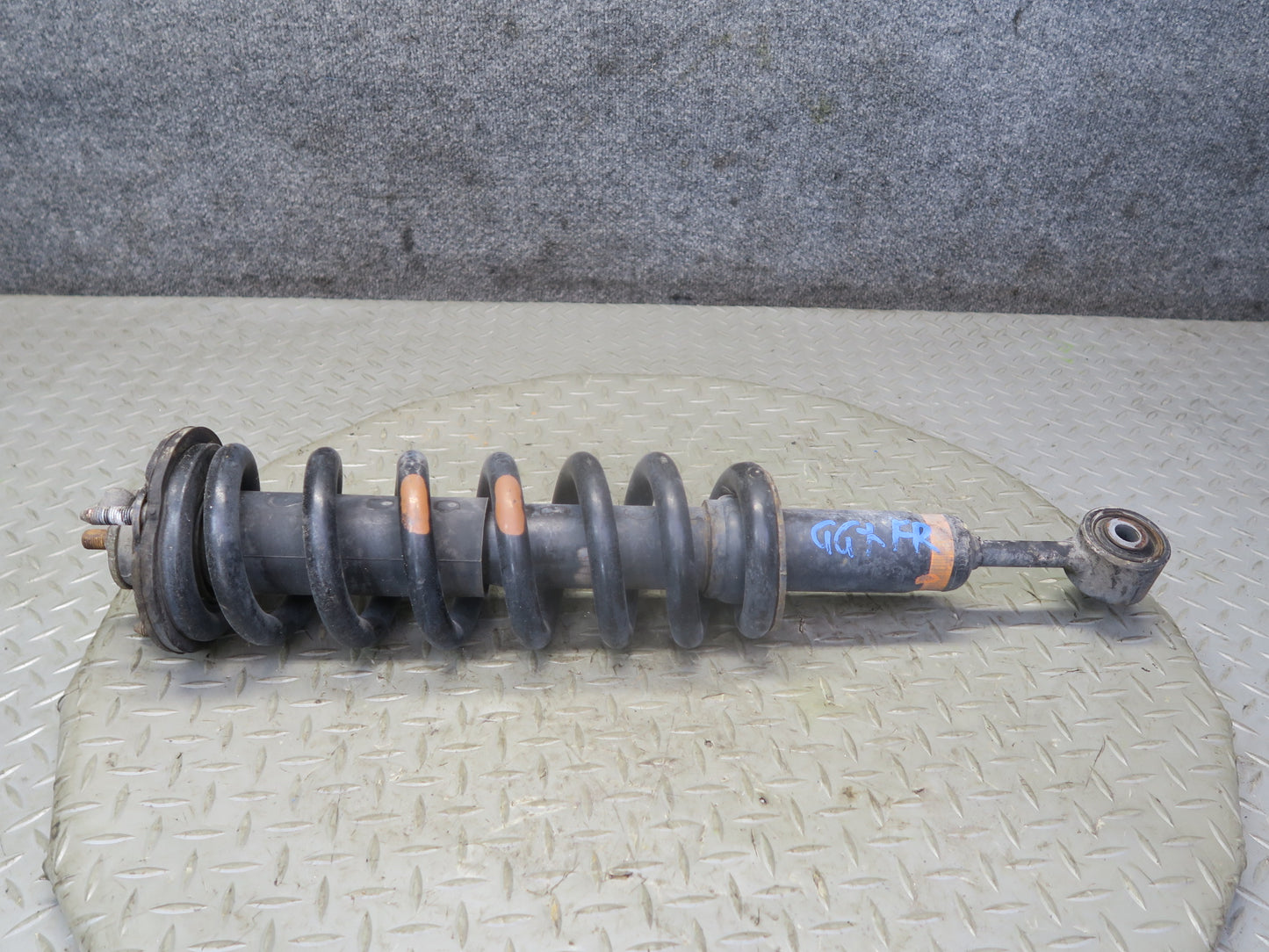 2010-2013 Lexus URJ150L GX460 AWD Front Left Right Strut Shock Absorber Set of 2