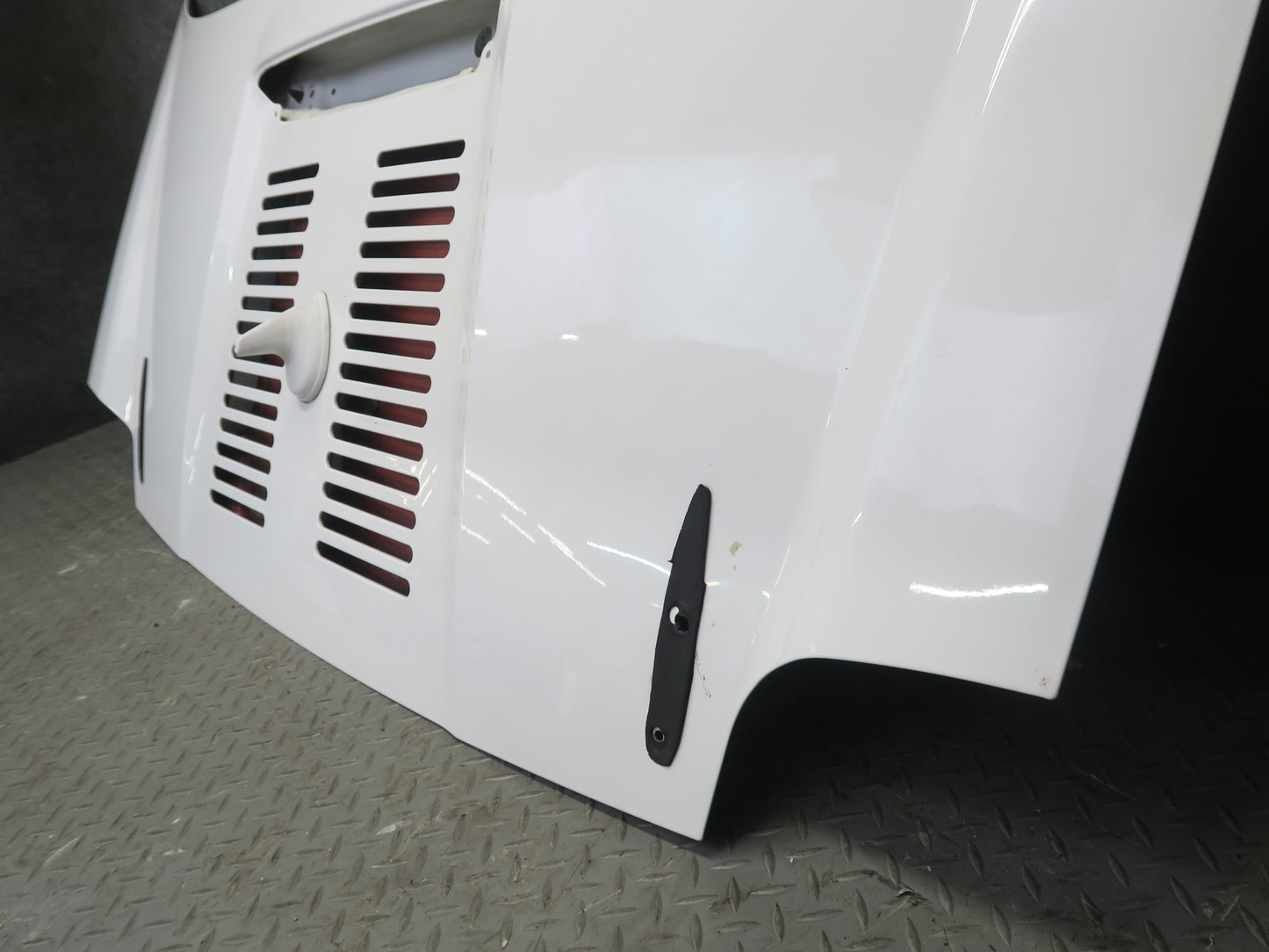 00-05 Toyota MR2 Spyder ZZW30L Rear Trunk Lid Engine Shell Panel Cover White OEM
