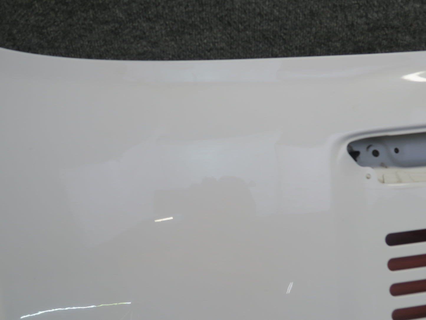 00-05 Toyota MR2 Spyder ZZW30L Rear Trunk Lid Engine Shell Panel Cover White OEM