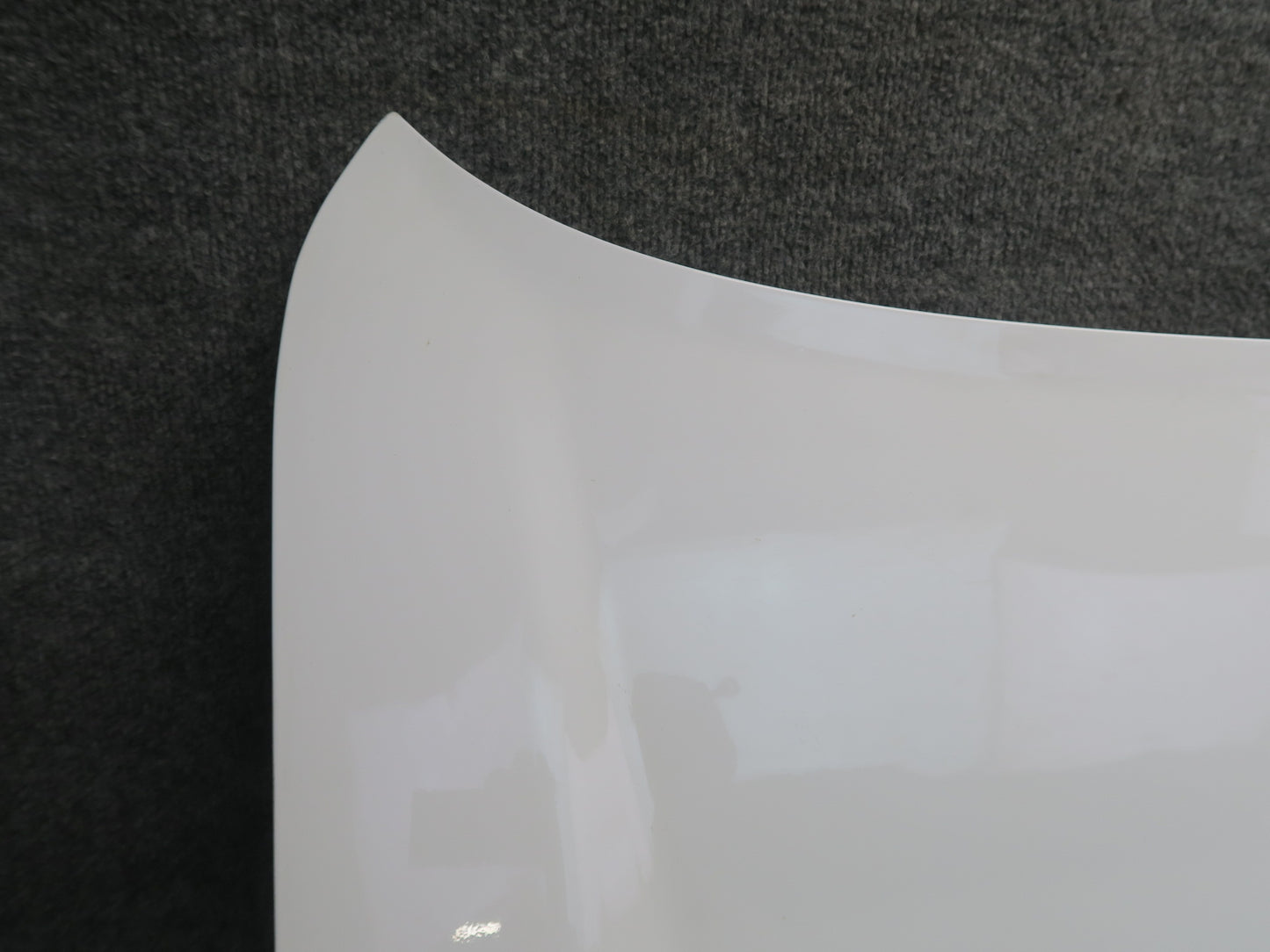 00-05 Toyota MR2 Spyder ZZW30L Rear Trunk Lid Engine Shell Panel Cover White OEM
