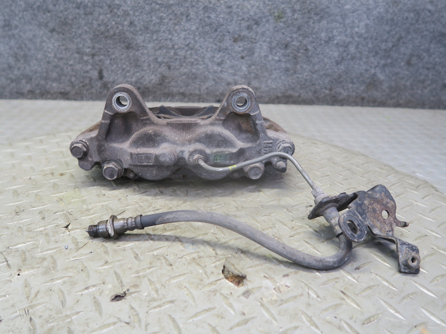 2010-2023 Lexus URJ150L GX460 AWD Front Left & Right Side Brake Caliper Set of 2