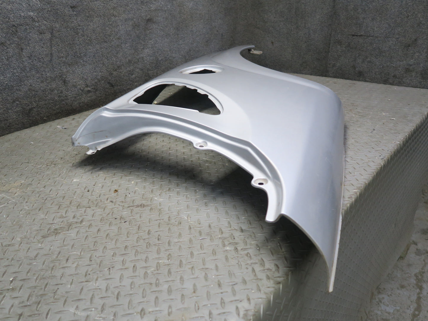00-05 Toyota MR2 Spyder ZZW30L Rear Left Quarter Shell Cover Panel Silver OEM
