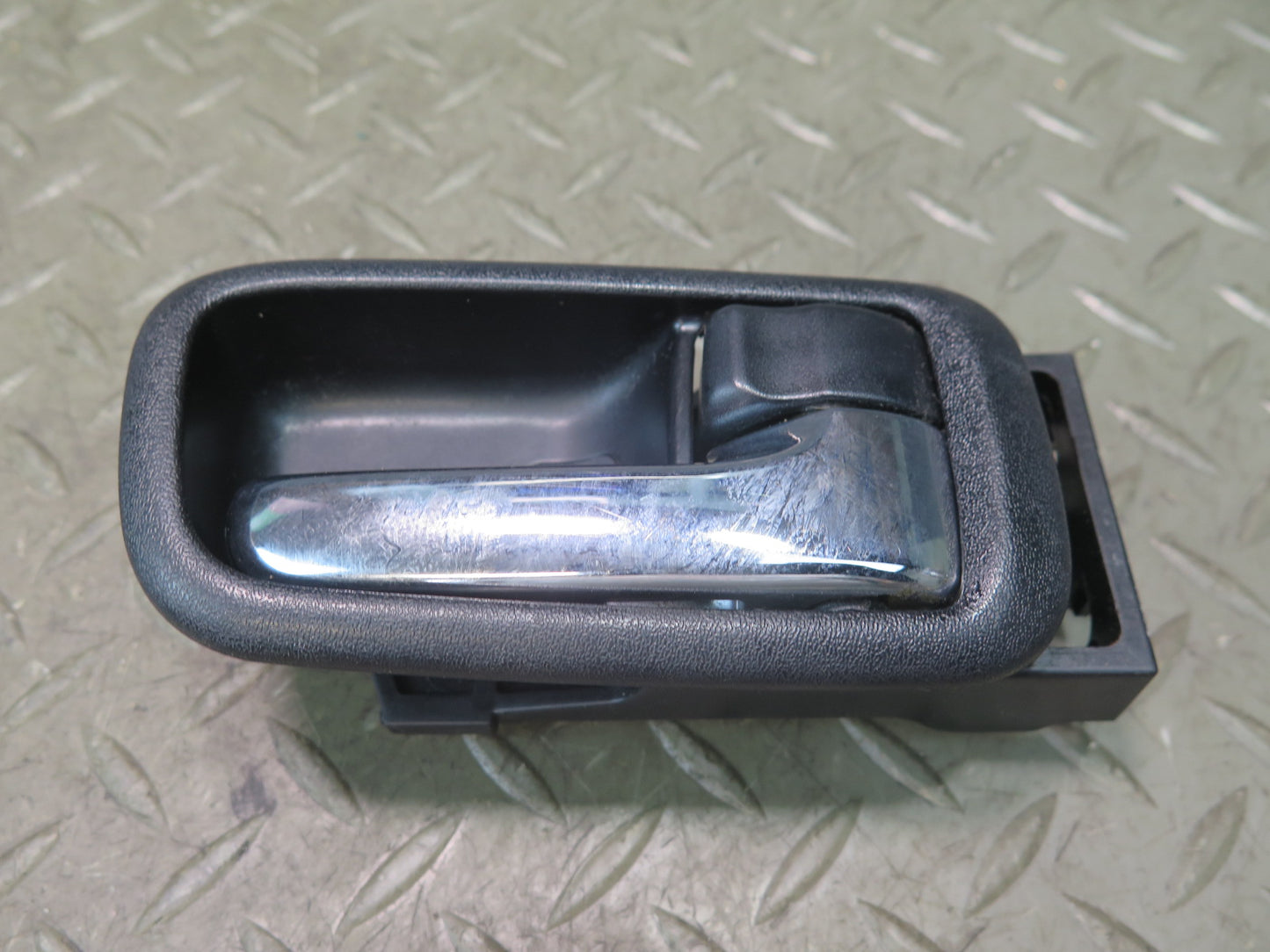 00-05 Toyota MR2 Spyder ZZW30L Set of 2 Left & Right Door Interior Handle OEM