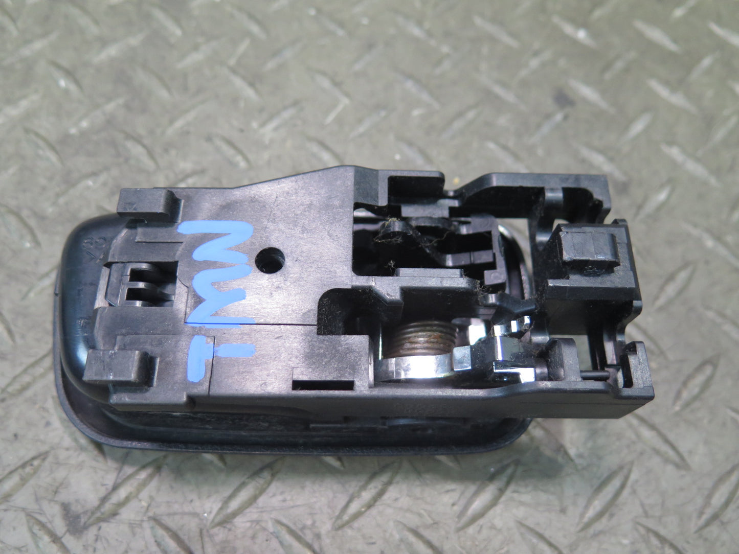 00-05 Toyota MR2 Spyder ZZW30L Set of 2 Left & Right Door Interior Handle OEM