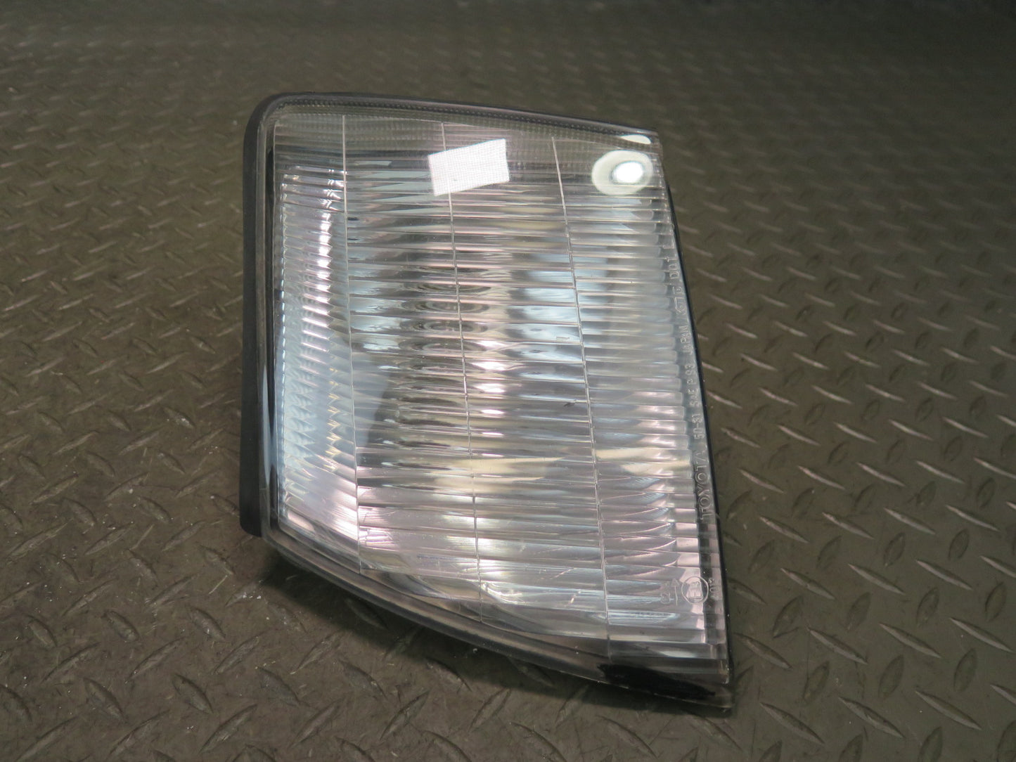 95-97 Toyota Celsior UCF20 RHD Front Left Corner Turn Signal Light Lamp OEM