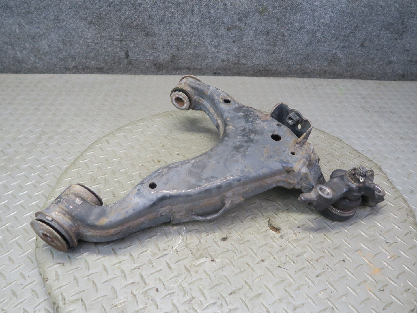 2010-2013 Lexus URJ150L GX460 AWD Front Left Side Suspension Lower Control Arm