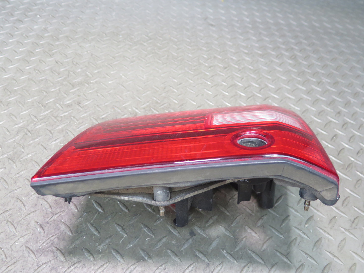 95-97 Toyota Celsior UCF20 RHD Rear Right Inner Tail Light Lamp OEM