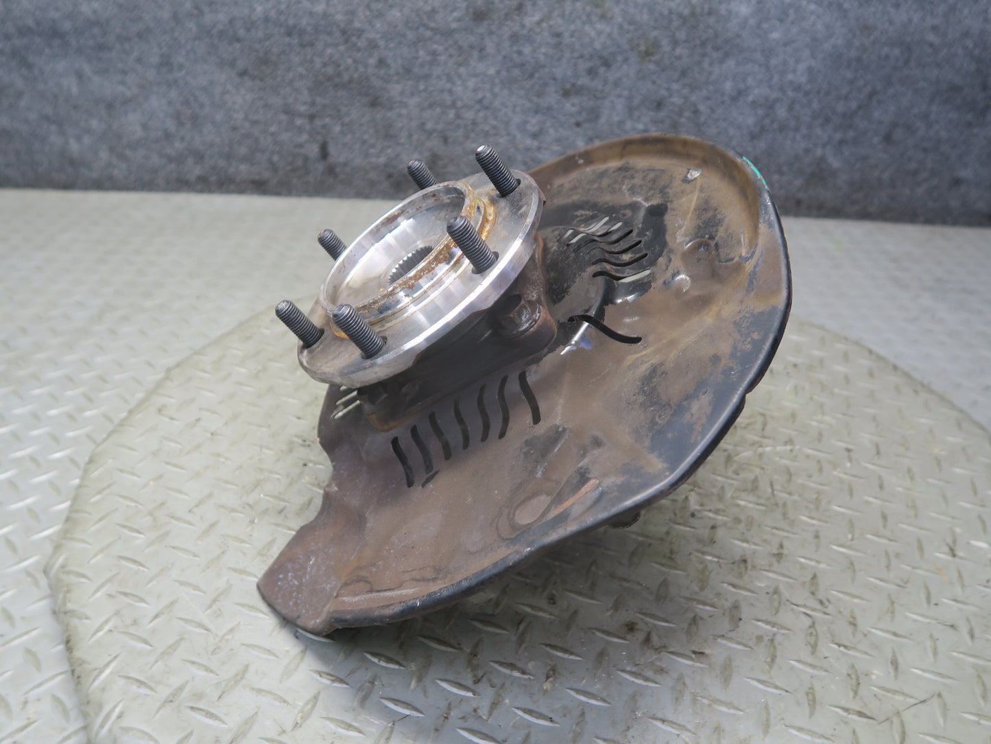 2010-2013 Lexus URJ150L GX460 AWD Front Right Side Spindle Knuckle Wheel Hub