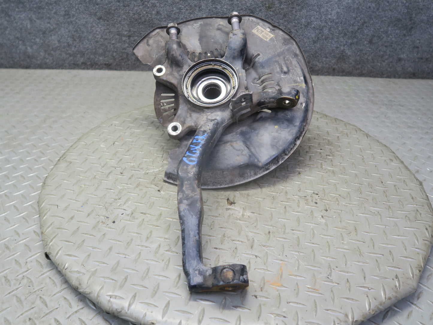 2010-2013 Lexus URJ150L GX460 AWD Front Right Side Spindle Knuckle Wheel Hub