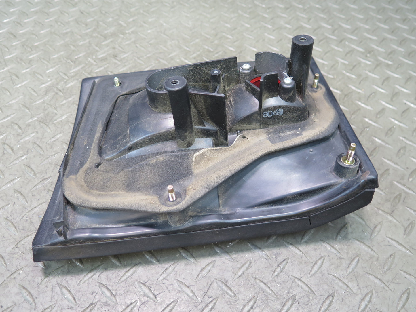 95-97 Toyota Celsior UCF20 RHD Rear Left Inner Tail Light Lamp 81498-50020 OEM