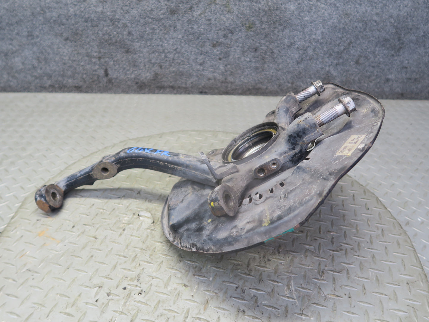 2010-2013 Lexus URJ150L GX460 AWD Front Right Side Spindle Knuckle Wheel Hub