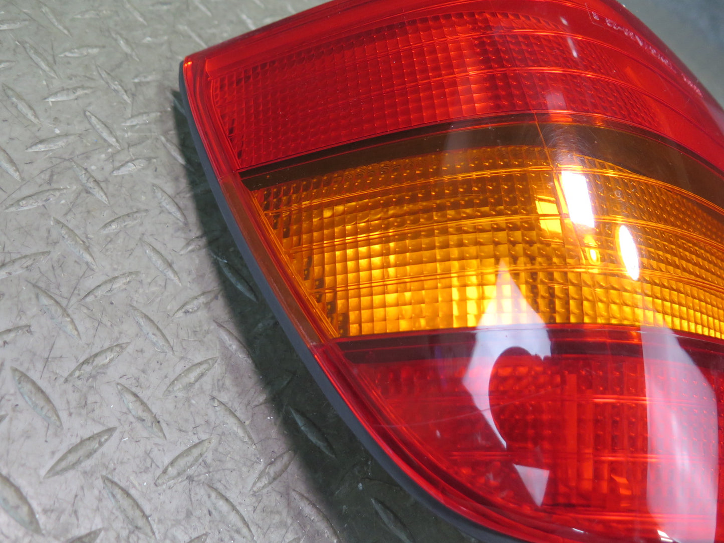 95-97 Toyota Celsior UCF20 RHD Rear Right Side Outer Tail Light Lamp OEM